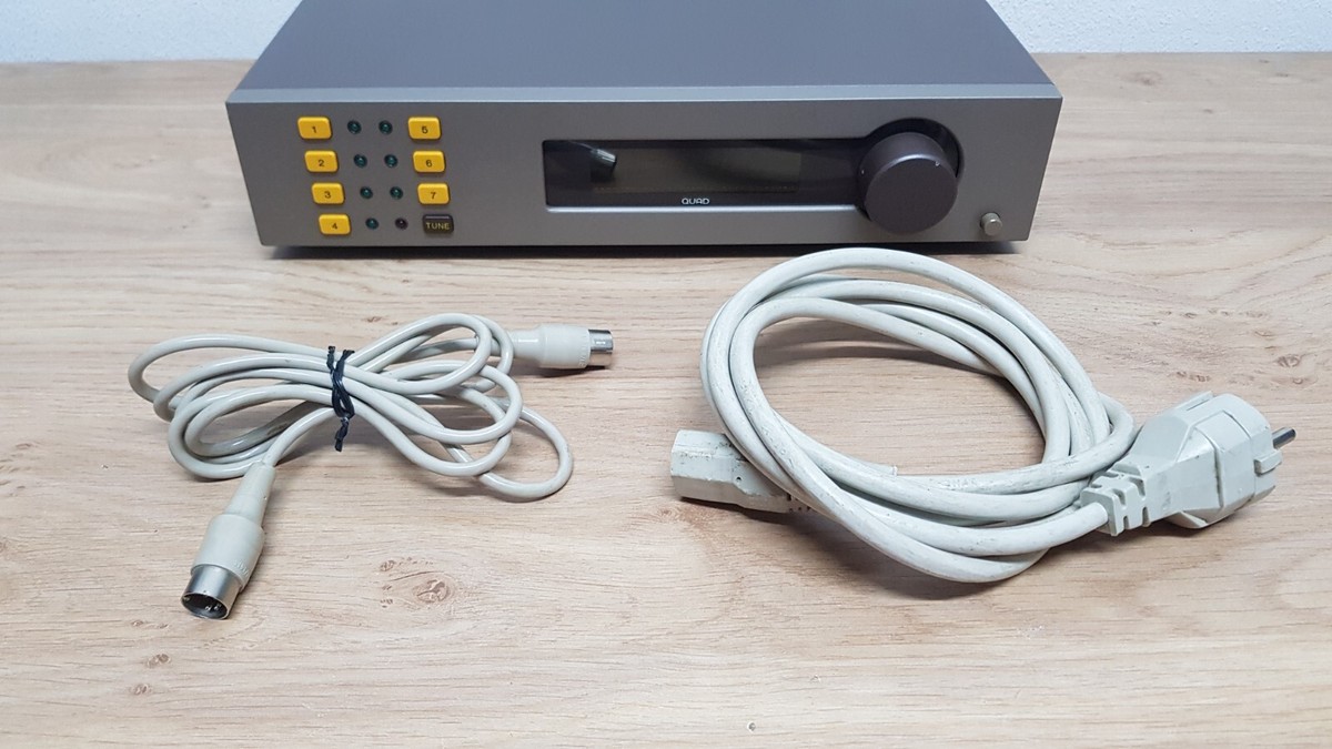 Quad FM4 Vintage High-End Stereo FM Tuner *Serviced - Top