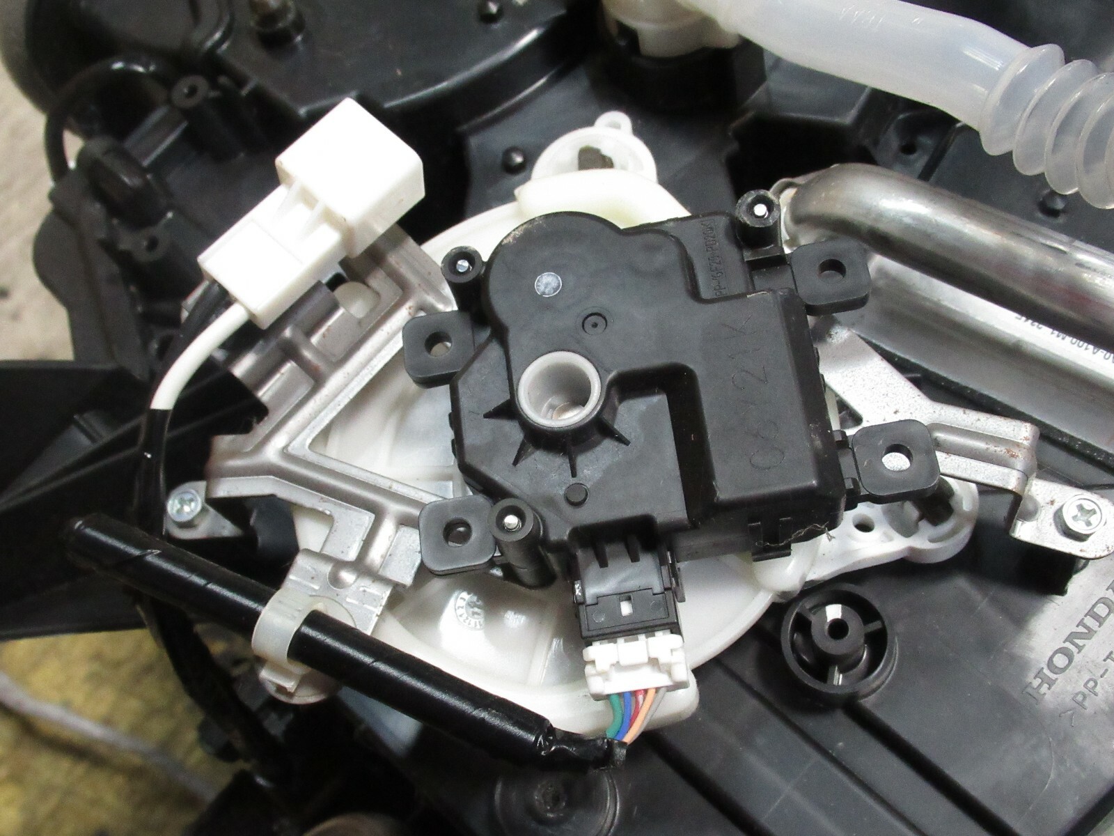 2018 HONDA CIVIC TYPER FK8 OEM HVAC CONTROL VENTS AND AC EVAPORATOR