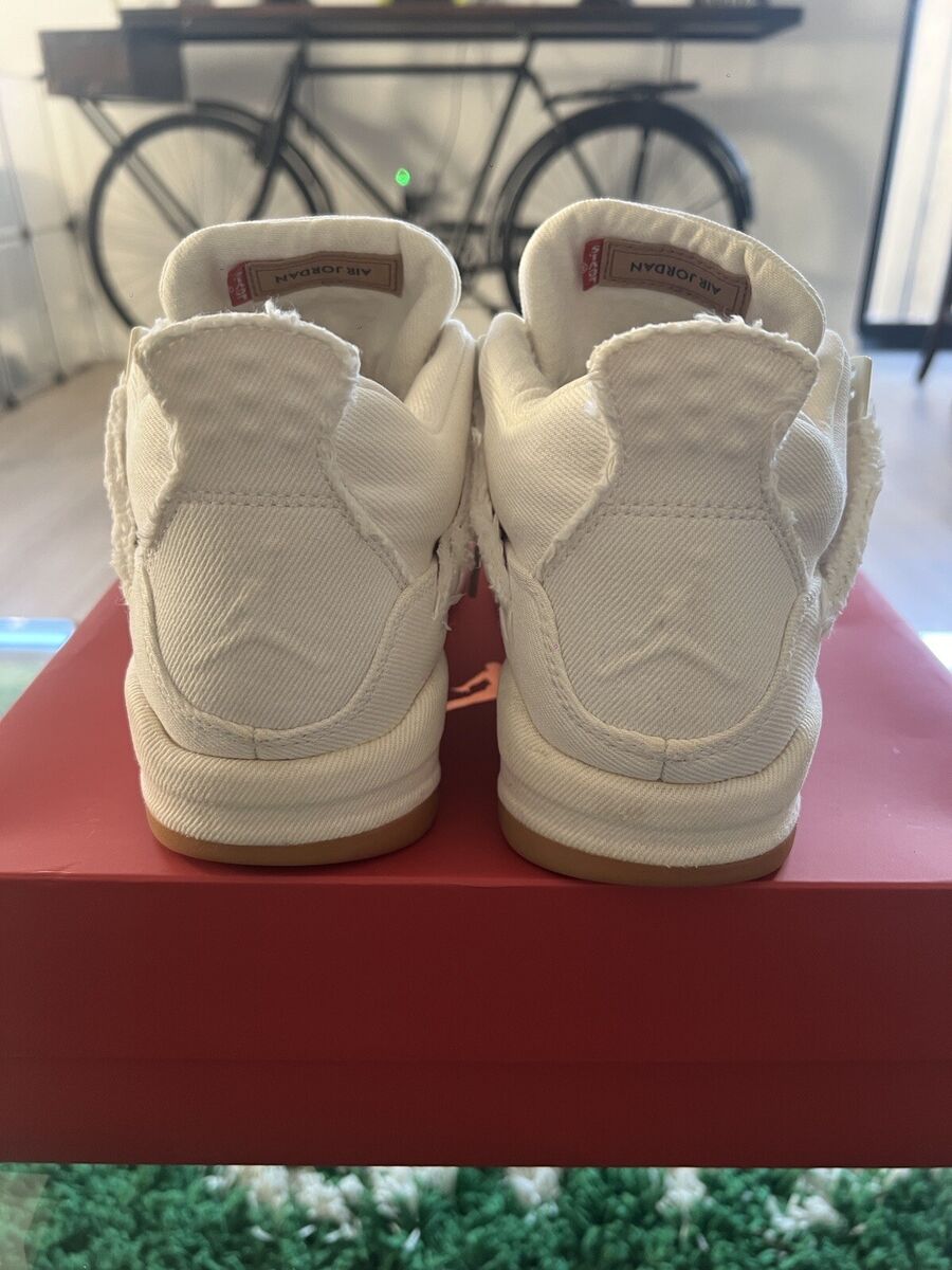 Size 6.5 - Jordan 4 Retro x Levi's White Denim 2018 (Blank Size 6.5 - Jordan 4 Retro x Levi's White Denim 2018 (Blank