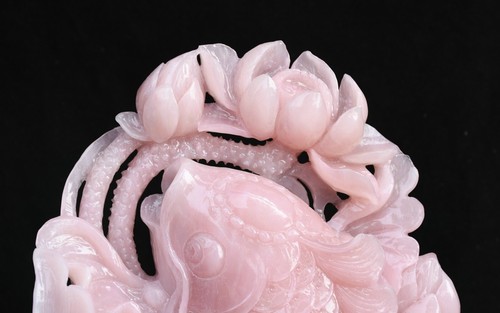 16" Old Chinese Naturally Pink Xiu Jade Craving Fengshui Fish Animal Sculpture - Picture 8 of 15