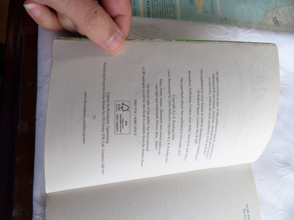 Harry Potter and the Prisoner of Azkaban by J. K. Rowling (Paperback