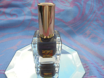 Estée Lauder Nagellack Pure Color Molton Lava C 5 RARITÄT