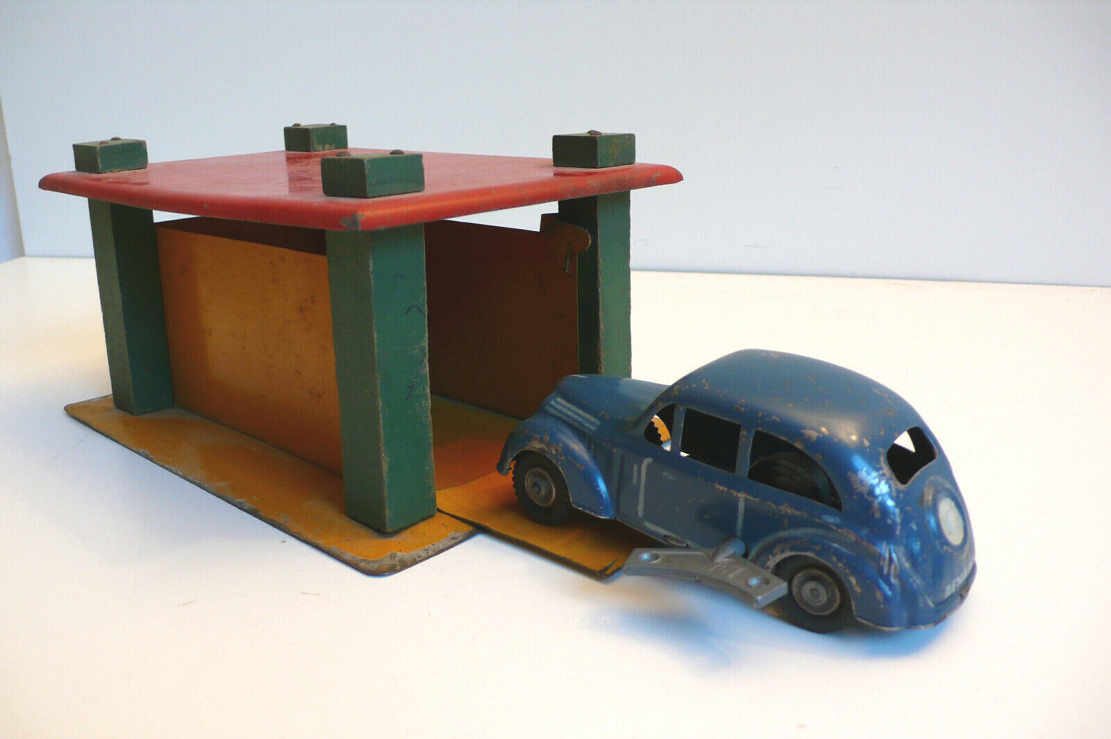 CIJ JUVA QUATRE TOLE ET SON GARAGE STARTER 20x14 cm JOUETS RENAULT 1939