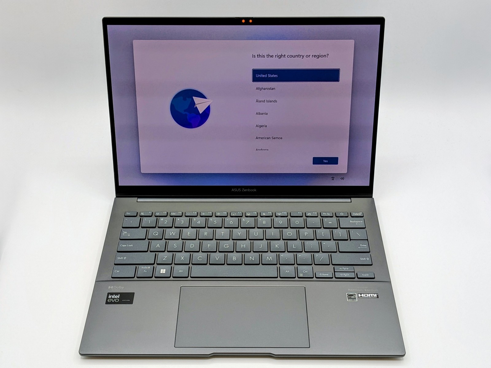 ASUS Zenbook 14 OLED