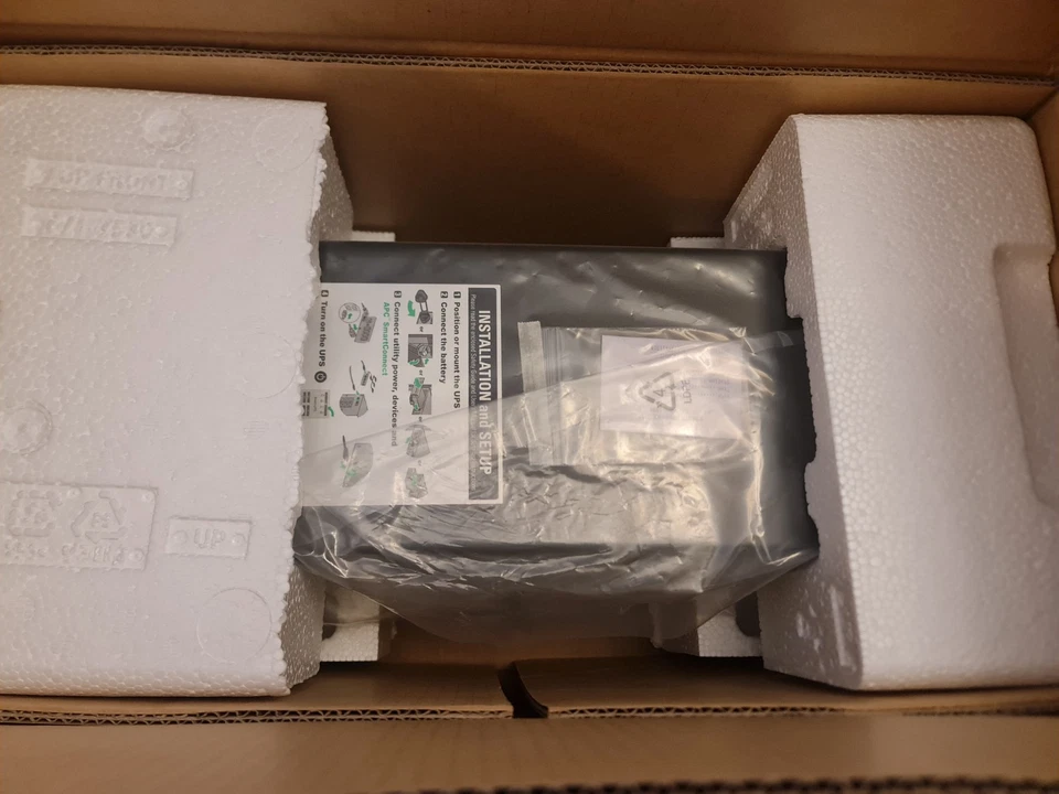 APC Smart - UPS 1500VA - SMT1500IC - Brand New - Image 4 of 4