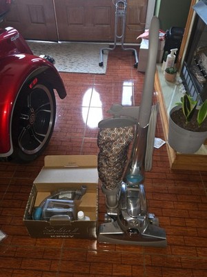 Kirby Sentria 2 G10D Upright Vacuum Cleaner with Tools and Shampooer Extras