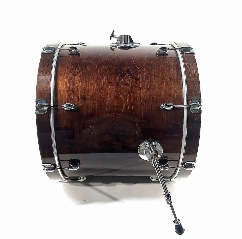 Bajo Gretsch CM1-1822B Catalina Arce Insignia Redonda 22x18" Esmalte Nogal Foto 4 de 4