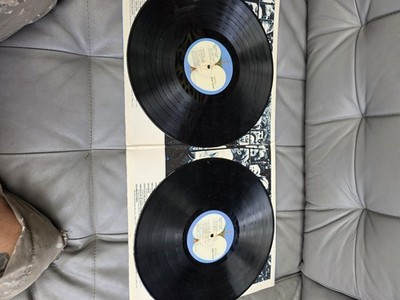 The Beatles 1967-1970 Blue Album Double LP Vinyl 1973 Capitol Records Original