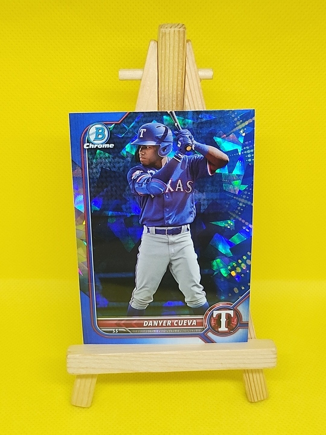 2022 Bowman Chrome Sapphire #BCP-173 Danyer Cueva 1st - TEXAS RANGERS