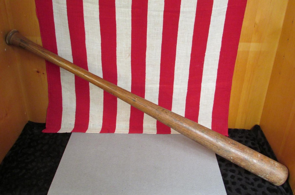 Batte Baseball Bois De Cendre 34" - Rose, Traitement Flamme - Extrémité Cupped - Neuf