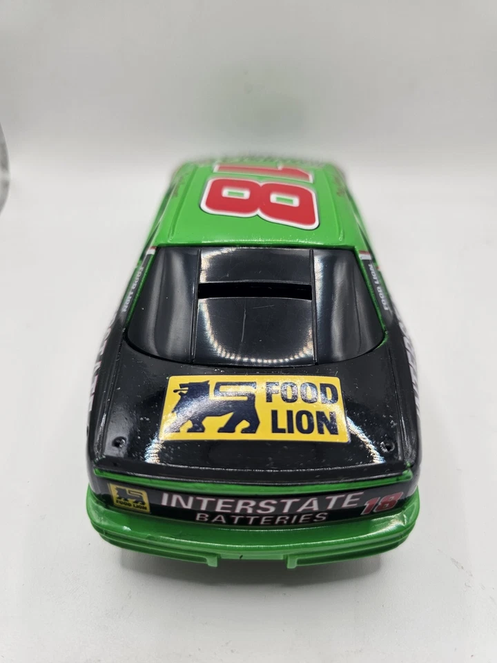 Racing Champions 1992 Dale Jarrett NASCAR Interstate Batteries #18 Diecast Bank Foto 4 de 4