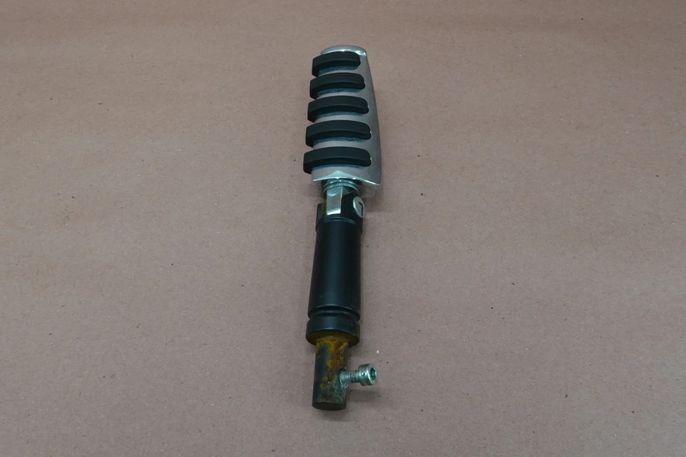 Harley-Davidson V-rod Night Rod Vrod 2006-2010 carretera izquierda pasarela Foto 3 de 4