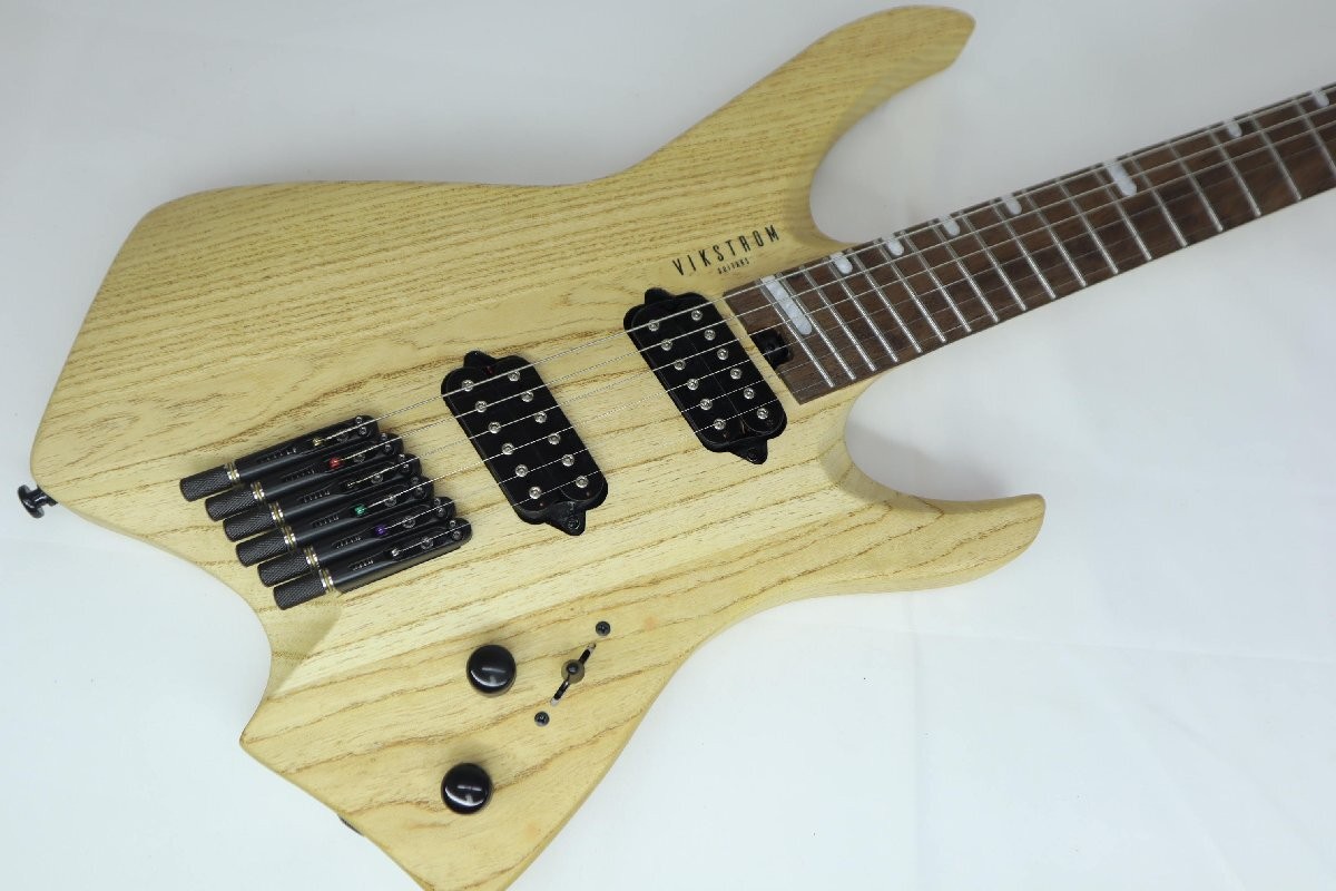 Electric Guitar Vikstrom Guitars VSMH-260NTL Headless Ash Body