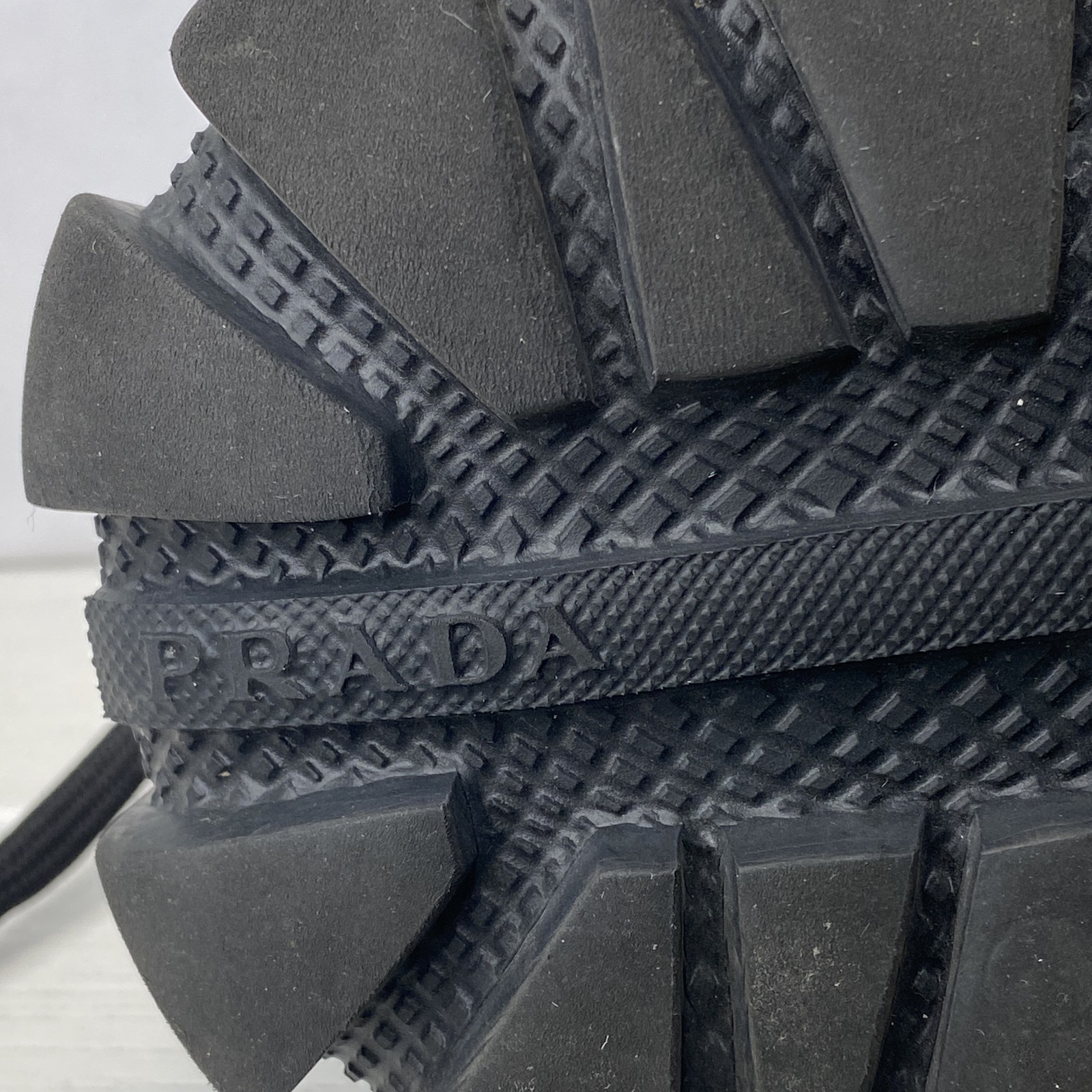 Prada Cloudbust Thunder Knit Sneakers Men US 10.5 Prada Size 10 Black *PREOWNED* thumbnail 13