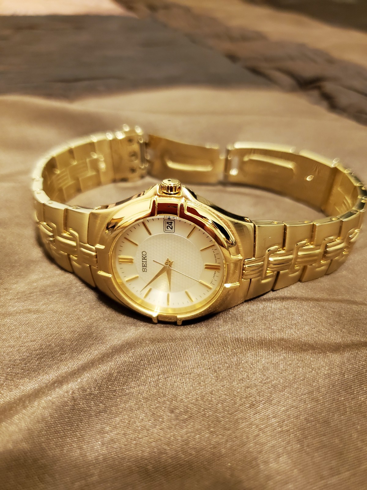Seiko Men's Gold watch - Gem