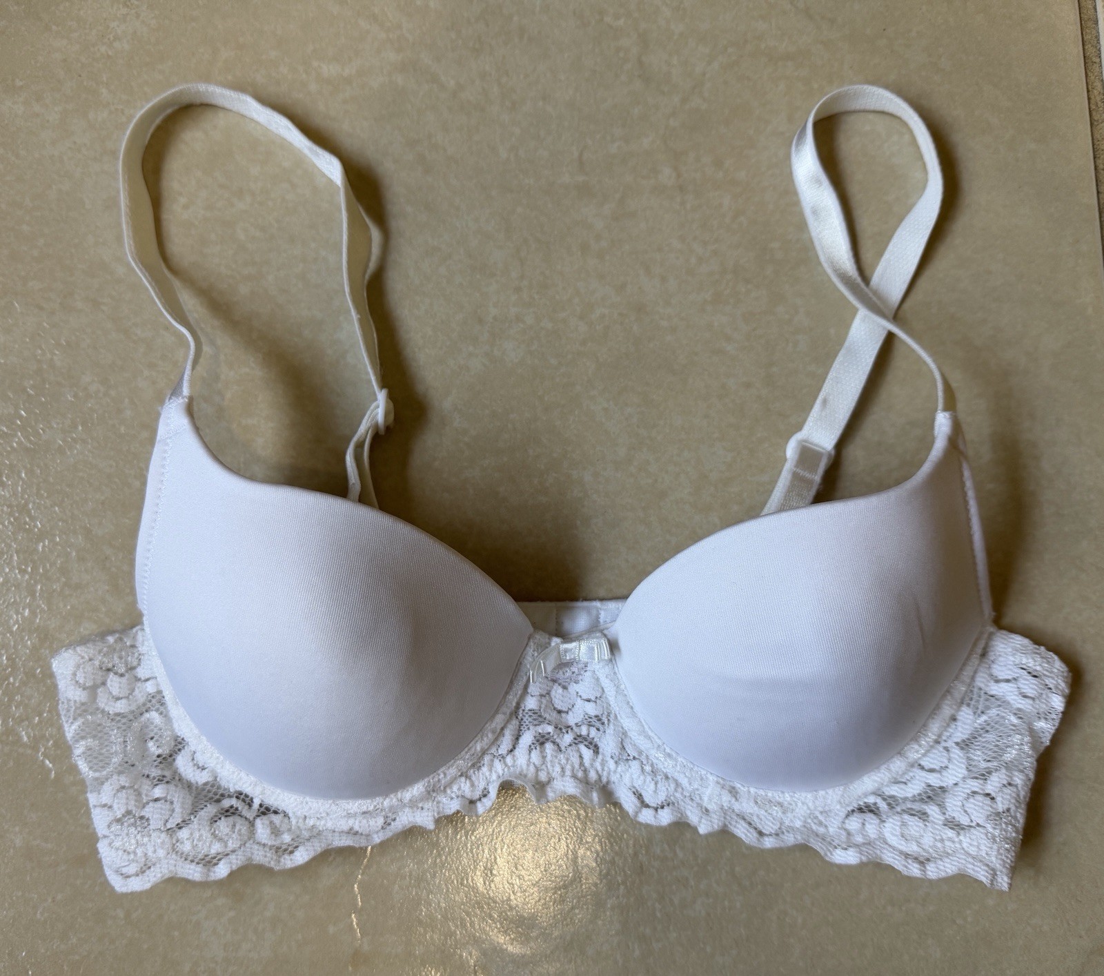 Lily of France Women's Value in Style Smooth Cup Lace Push Up Bra White 34A