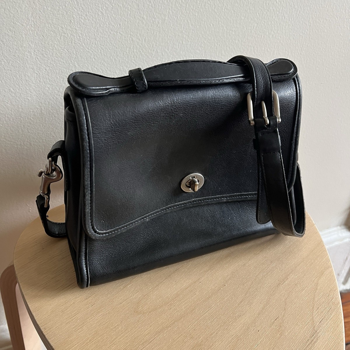 Coach Court Bag Black Leather Purse Crossbody Silver Hardware