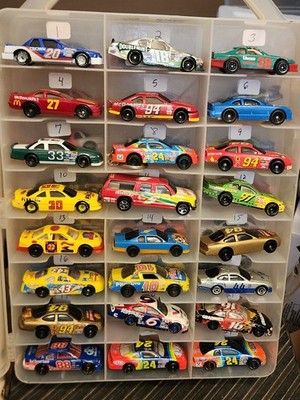 NASCAR racing champions (case 176) hot wheels PLASTIC wheels team caliber revell