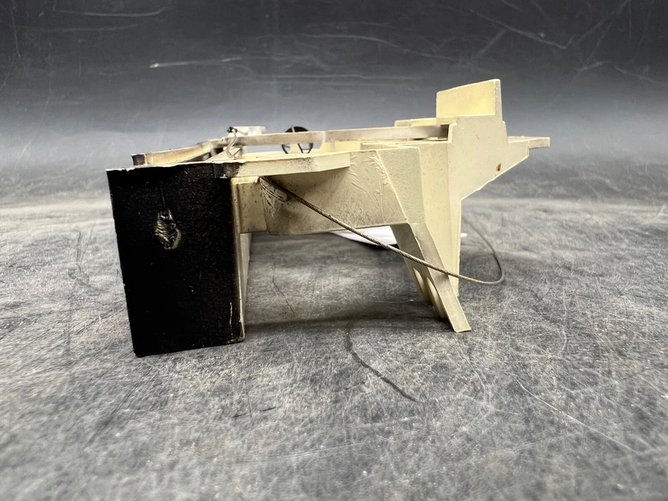 Oldsmobile Delta 88 1977-1984 OEM velocímetro medidor tablero selector de engranajes 8989181 Foto 3 de 4