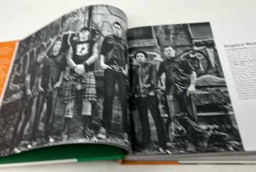 SIGNED BOSTON IRISH Photography Coffee Table Book by Bill Brett - Imagen 10 de 24