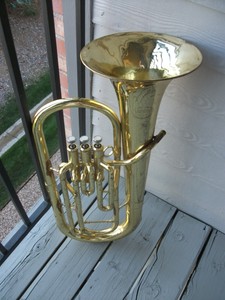 Jupiter Baritone Horn JBR-462 with Case