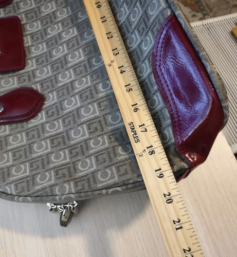 Vintage Luggage Carry-On Travel Bag Liz Claiborne Leather Fabric Red Tan Zip - Picture 10 of 13