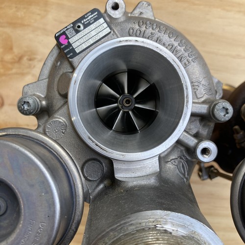 Genuine Mercedes OEM PAIR M177 C63s turbocharger AMG V8 BorgWarner A1770900080 - Picture 5 of 9
