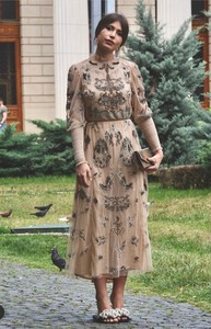 zara embroidered dress