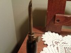 IDEAL 1921 PUNCH BRASS & WOOD HANDLE TOOL IN EXCELLENT CONDITION MADE IN U.S.A. — photo 2