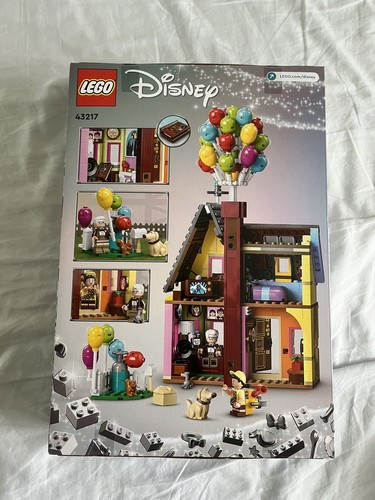 LEGO Disney: "Up" House (43217) - Picture 2 of 2