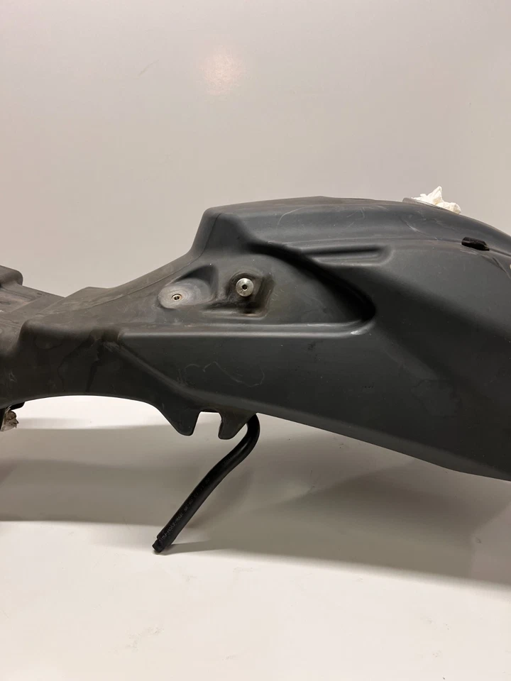 2013 DUCATI HYPERMOTARD HYPERTRADA 821 939 油箱 58611981A — 第 3/4 张图片