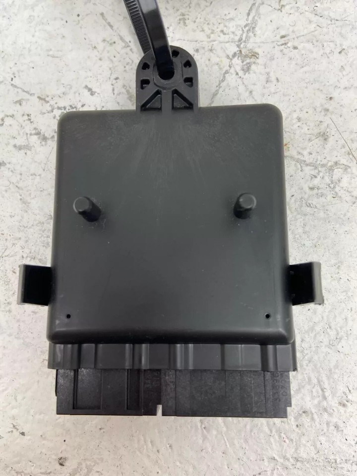 Rear Passenger Side Seat Heater Control Module GM (85608072) eBay