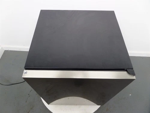 EdgeStar CBR1501SLD 24" Wide Stainless 142 Can Indoor/Outdoor Beverage Cooler - Picture 11 of 15