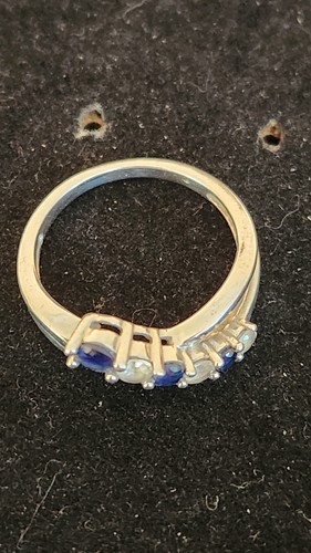 Vintage 925 Sterling Silver Blue and White Sapphire 6 stone Ring. size 7 - Picture 9 of 17