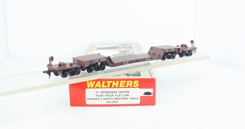 HO Walthers 932-5637 Chicago & North Western 75' Depressed Ctr Four Truck Flat - Picture 5 of 7