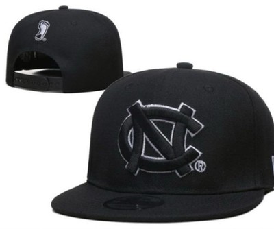 UNC Tar Heels Black Snapback Hat Flat Brim Adjustable Fit North Carolina