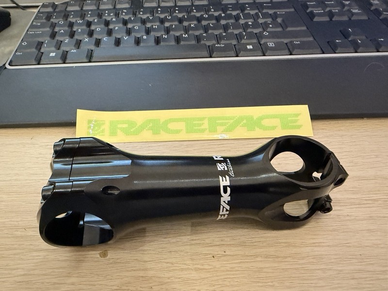 Race Face Turbine Stem 110mm x 6° 31.8mm Black CNC XC