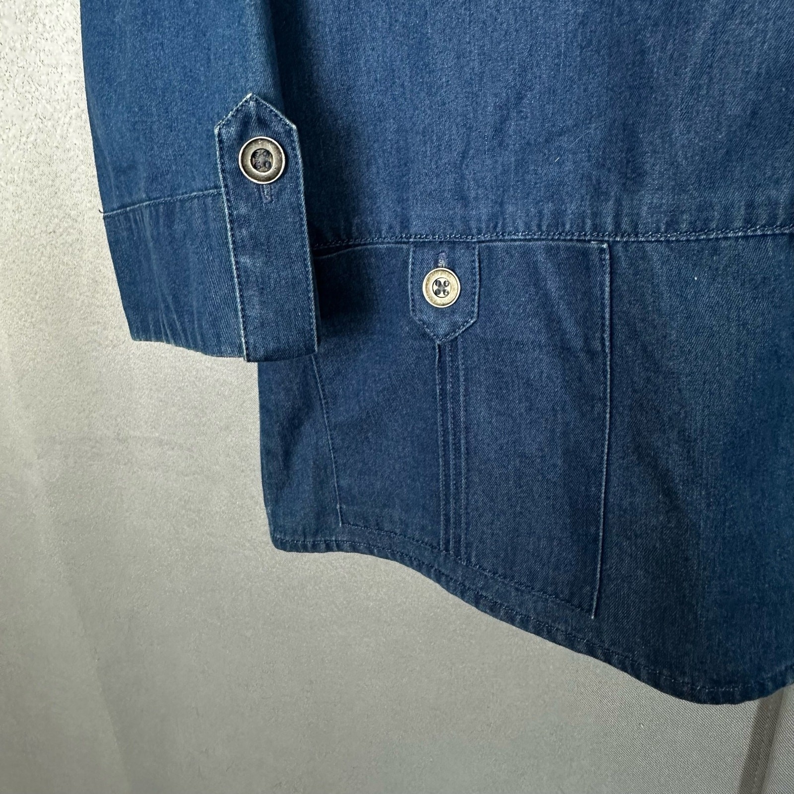 Women's Vintage Talbots Chambray Denim Blue Light… - image 4