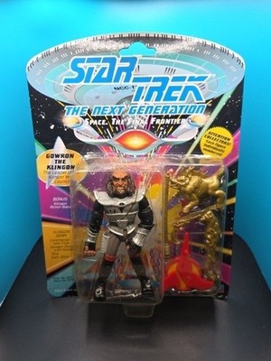 Playmates 92 Star Trek   Next Generation FIGURE GOWRON THE KINGON & ACTION BASE
