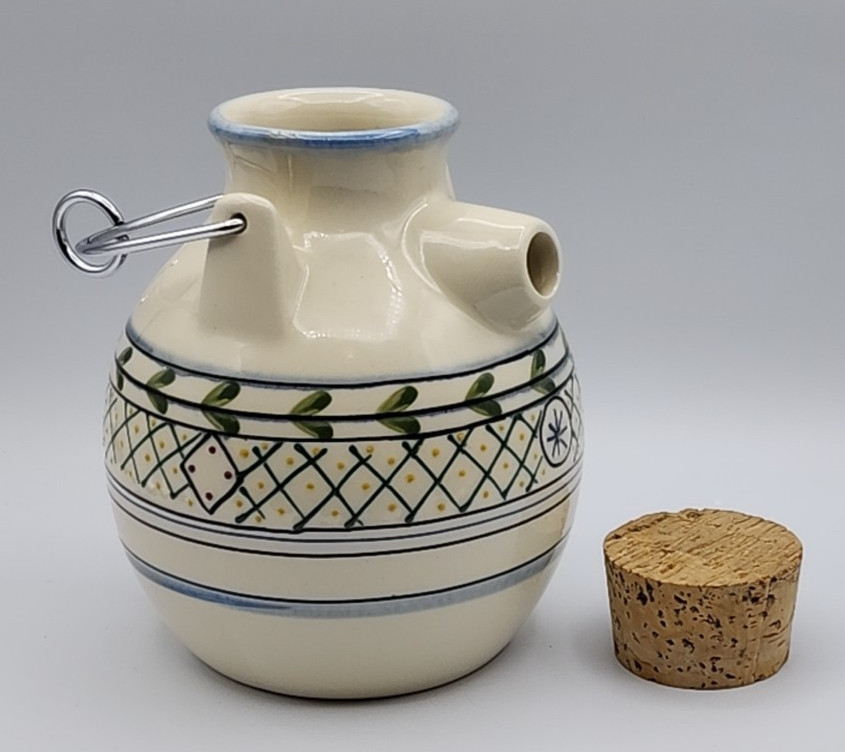 Hartstone Country Squire 48 Oz Pitcher with Cork Stopper