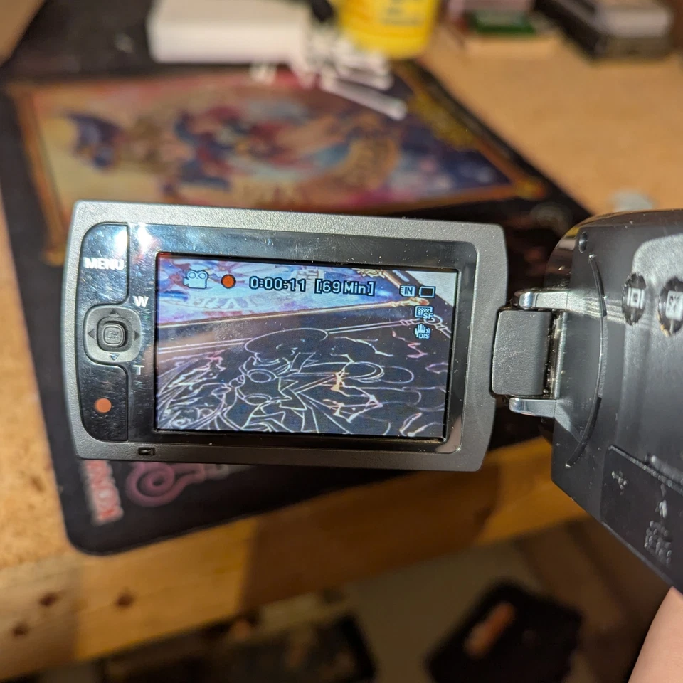 Samsung F40 Camcorder Black Handheld 65x Intelli-zoom Tested Working  - Image 2 of 4