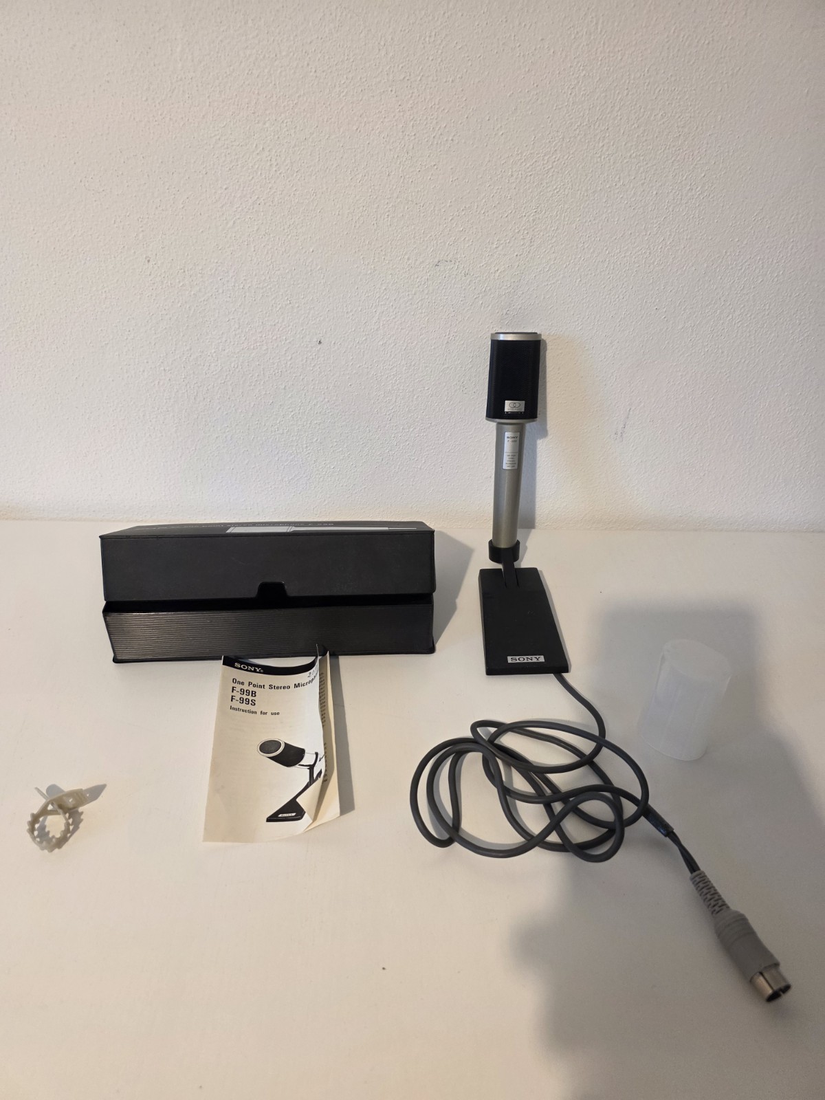 Sony F-99B Dynamisches Mikrofon Vintage