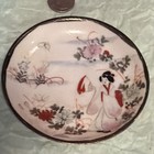 Glossy Round Ceramic Decorative Plate, Pink Geisha & Floral Design, Gold Rim — photo 7