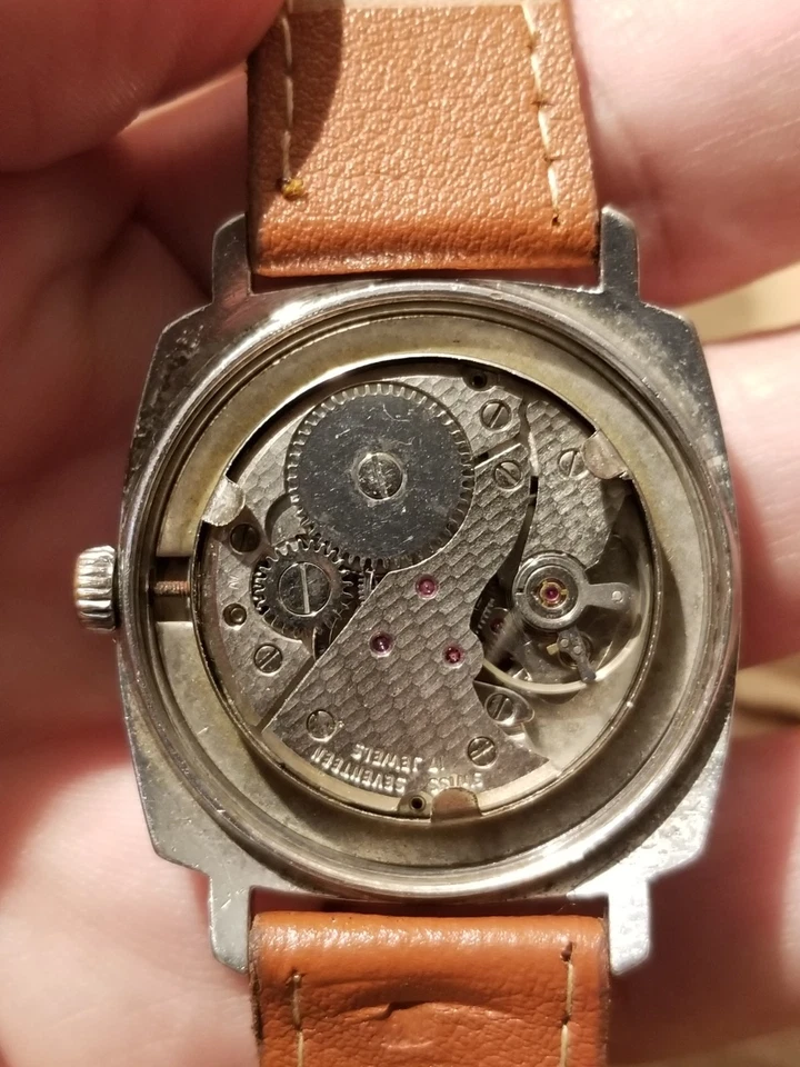 RELOJ PULSERA VINTAGE KING FAISAL MEMORIAL Reino de Arabia Saudita Años 70 Base Foto 4 de 4