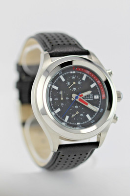 SAKS FIFTH AVENUE Wristwatch SAKS.66528.Red