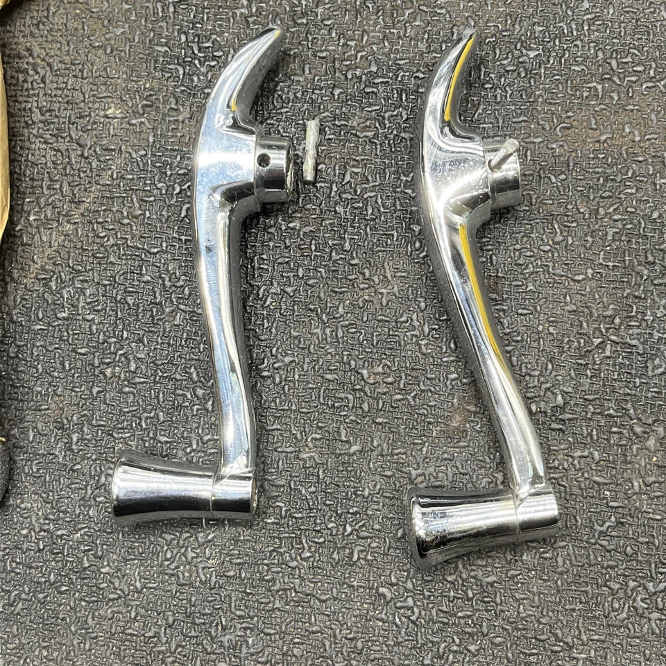 1930s 1940s  Sterling Diamond T Mack Autocar Reo Truck Window Crank Pair NOS - Image 2 of 4
