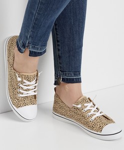 leopard tennis