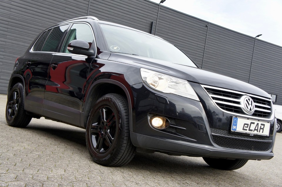 Track field tiguan