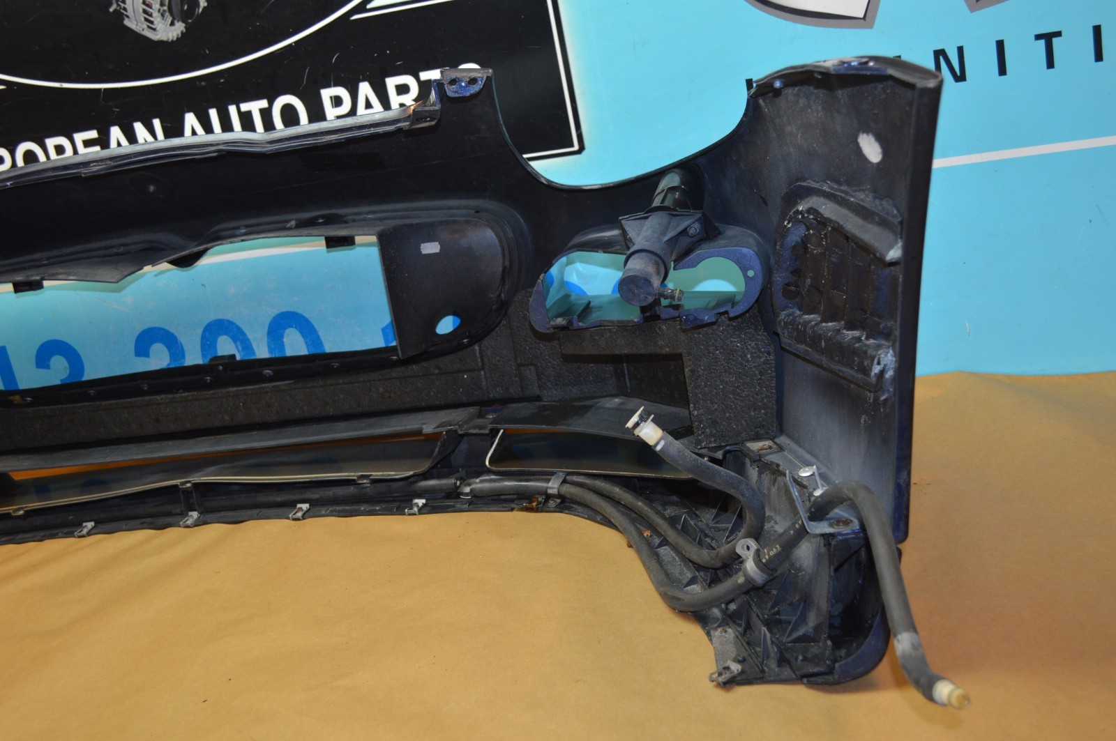 2005 M138 MASERATI COUPE GT FRONT BUMPER WITH AFTERMARKET SIDE VENTS BLUE