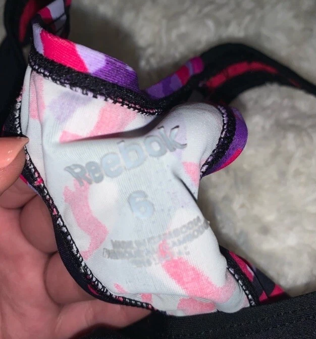 Traje de entrenamiento de atletismo de una pieza con estampado animal Reebok Foto 3 de 4